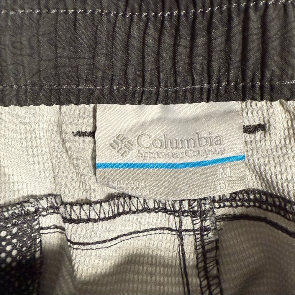 Columbia PFG uncharted shorts 6in men medium black gray camo - Picture 2 of 6